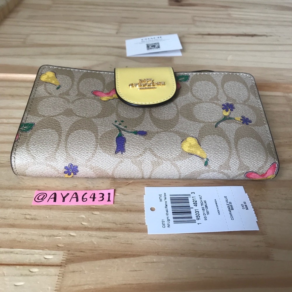 Coach wallet🎈🎈 - Picture 4 of 10